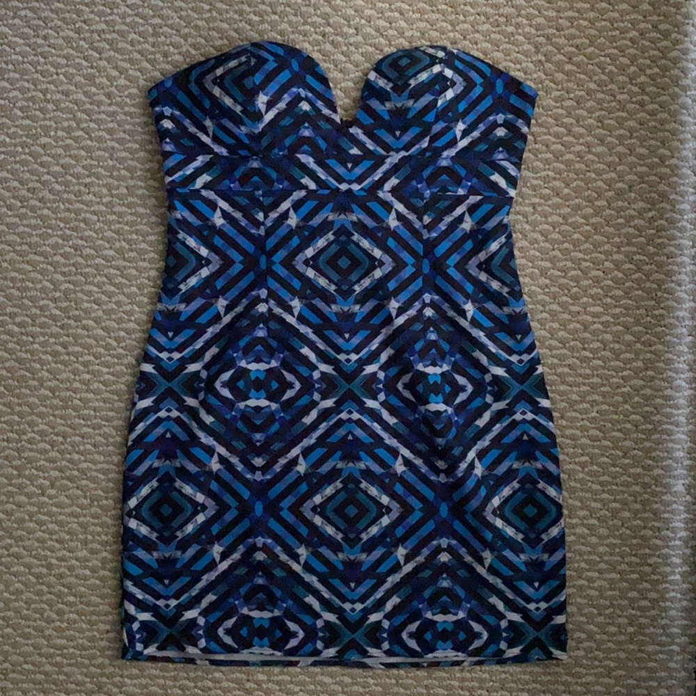 NBD STRAPLESS DRESS - Picture 1 of 12